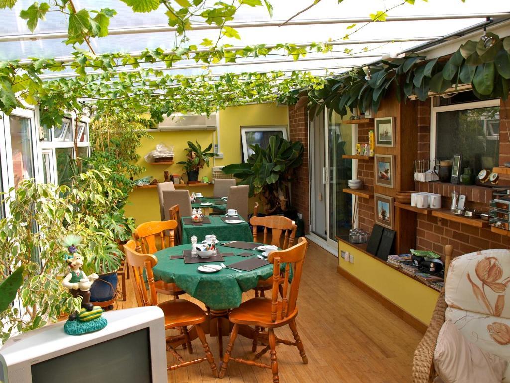 Coed Y Bryn Bed and Breakfast Cardigan Zewnętrze zdjęcie